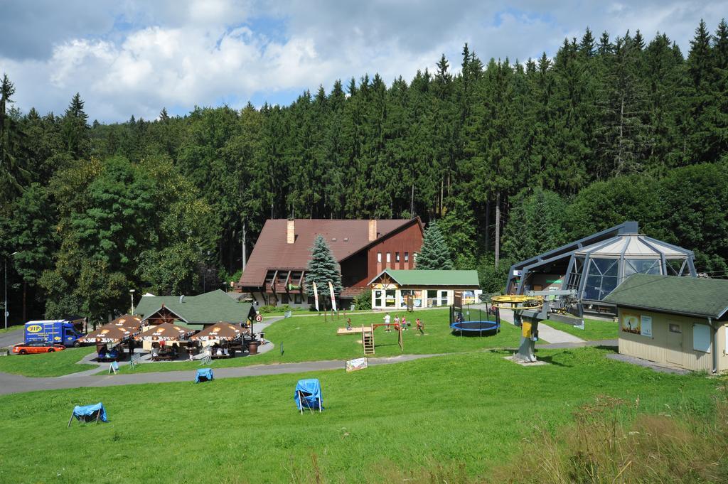 Horska Chata Koliba Mariánské Lázně Exteriör bild